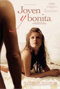 Joven y bonita (2013)